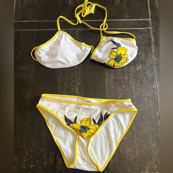 Corona 2PC Bikini Set Licensed & New Size: L(14/16) - Picture 1 of 9